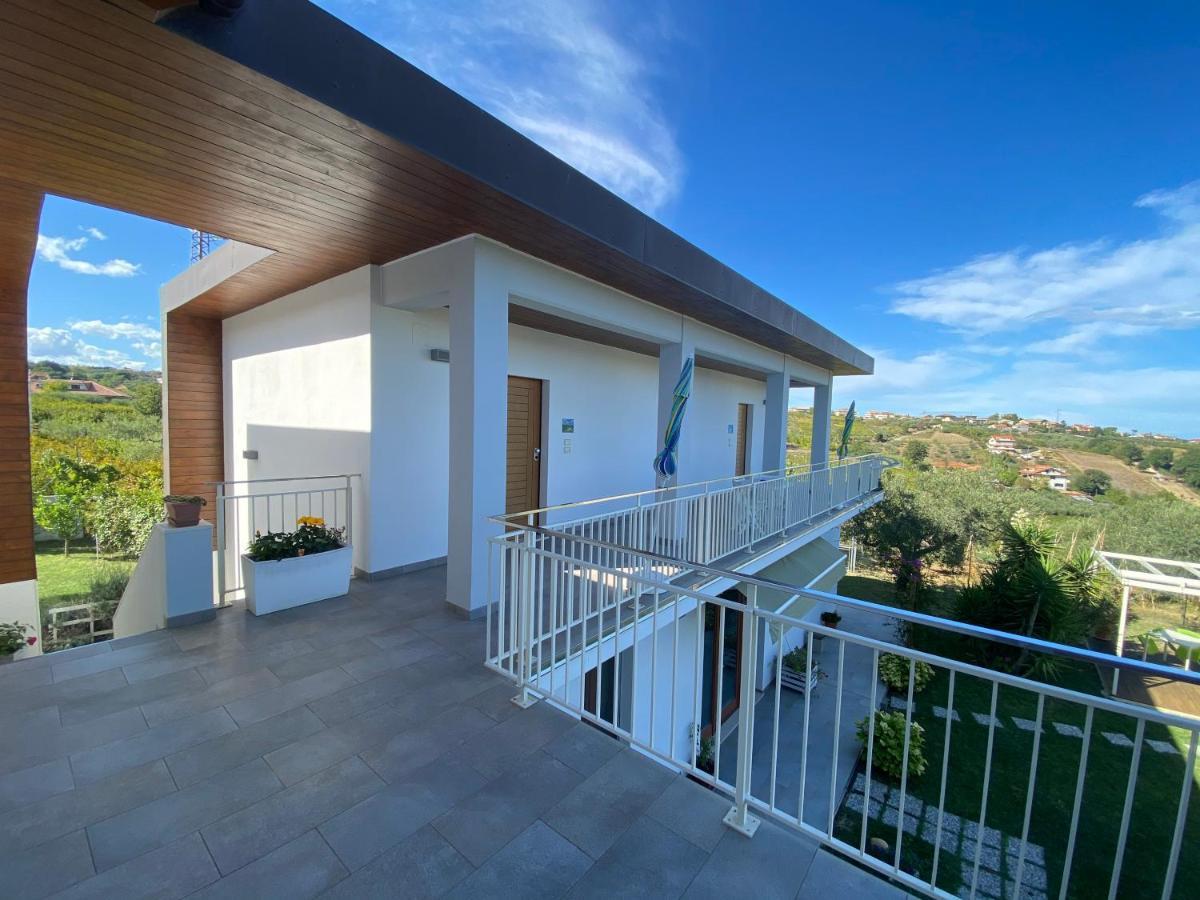 Gioia In Collina Bed & Breakfast Torrevecchia Teatina Exterior photo