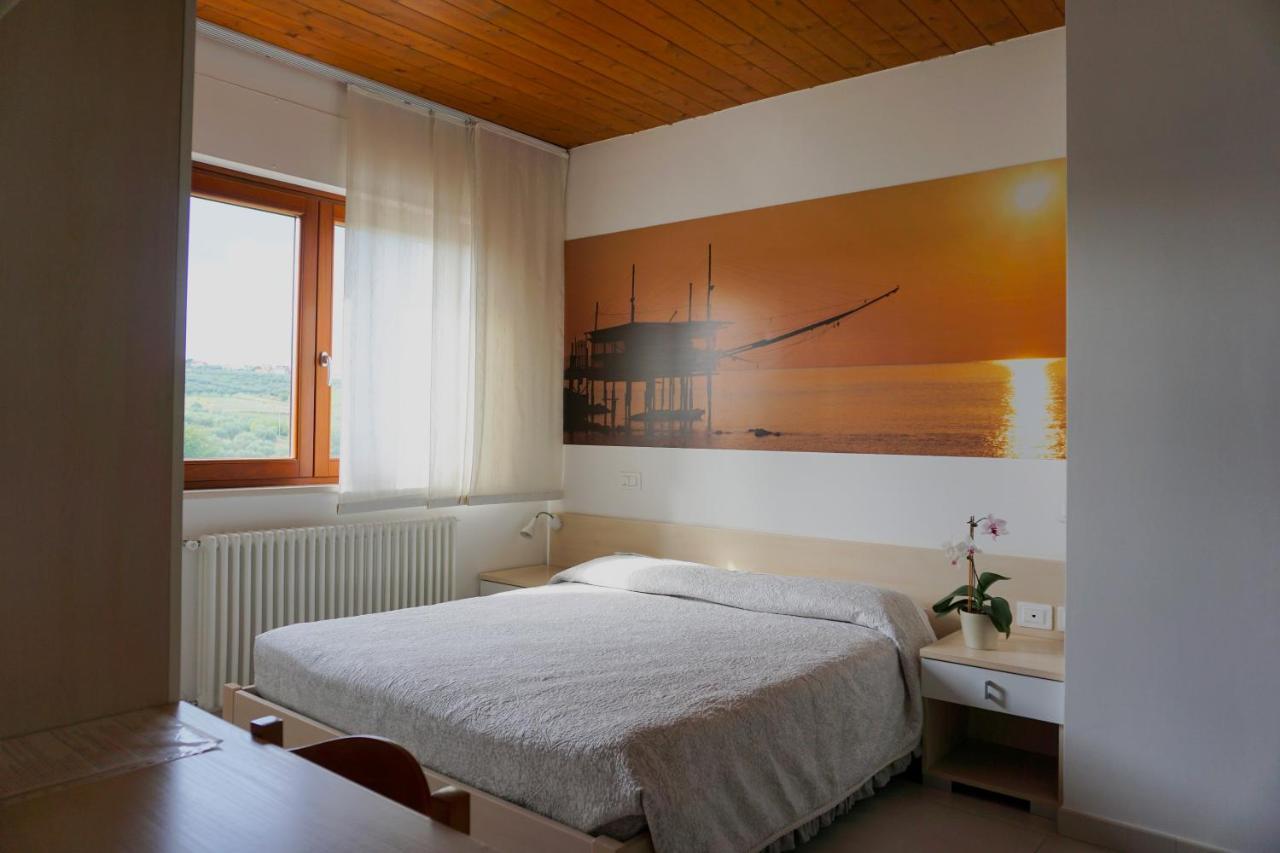 Gioia In Collina Bed & Breakfast Torrevecchia Teatina Exterior photo